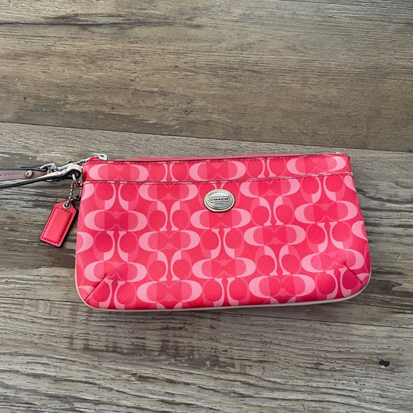 Coach Handbags - Coach pink Peyton dream wristlet